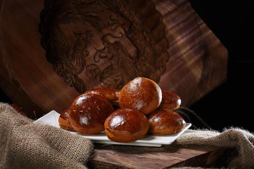 Tau Sar Moon biscuits